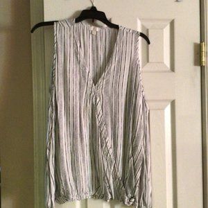 Black and White off the shoulder long sleeve blouse